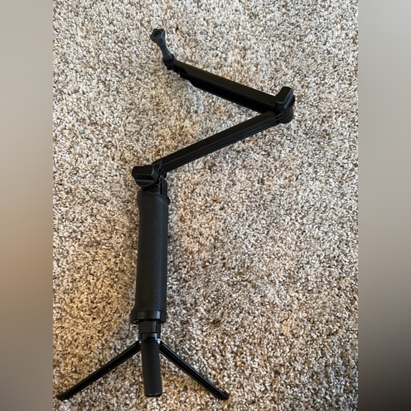 Go Pro arm tripod - Picture 2 of 3